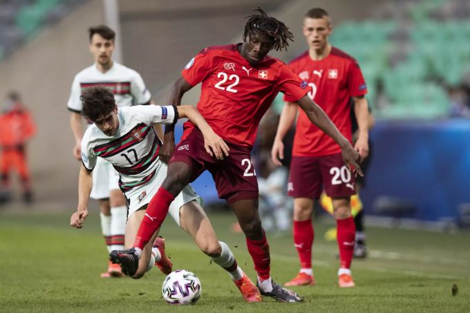 Alexandre Jankewitz im Einsatz für die Schweiz an der U21-EM. Alexandre Jankewitz