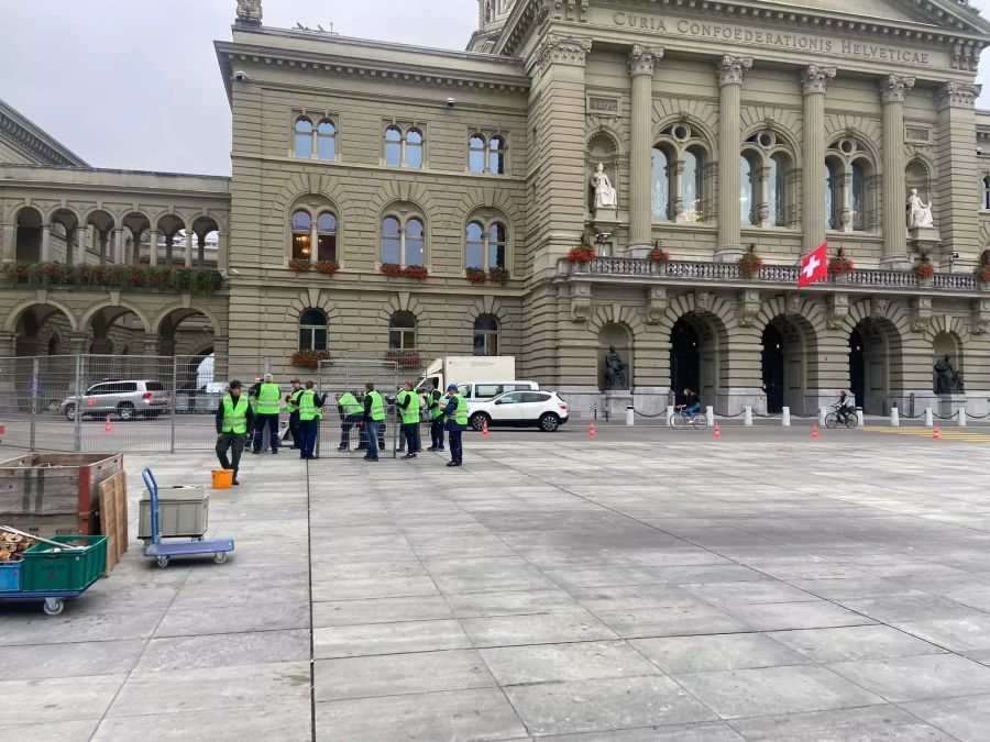 Die Angst vor einer Demo scheint vorhanden zu sein.