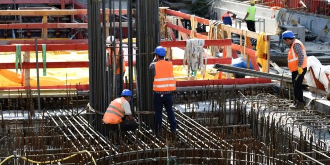 Arbeiter auf der Baustelle von Stuttgart 21 Arbeiter auf der Baustelle von Stuttgart 21