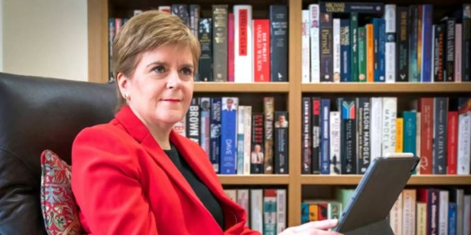 Sturgeon setzt auf «Kooperation statt Konfrontation» Sturgeon setzt auf «Kooperation statt Konfrontation»