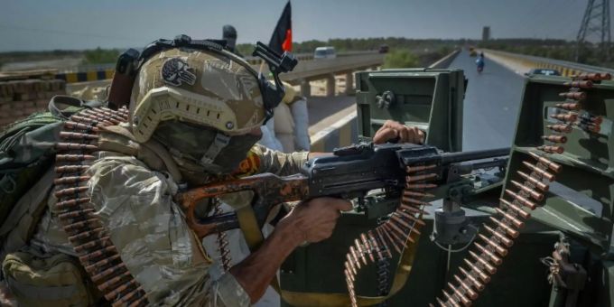 Taliban auf Vormarsch - Raketen treffen Flughafen in Süd-Afghanistan
