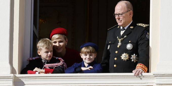 Charlène von Monaco, Sohn Jacques, Tochter Gabriella und Gatte Albert am monegassischen Nationalfeiertag. Charlène von Monaco