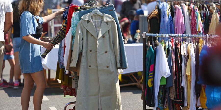 Flohmarkt Second-Hand