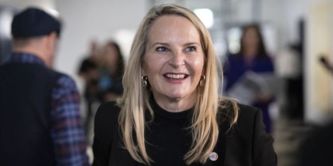 Mitte-Präsidentin Nicole Barandun bei den Wahlen 2023, am Sonntag, 22. Oktober im Walcheturm in Zürich. Die Mitte holte zwei zusätzliche Sitze im Nationalrat. Wahlen 2023
