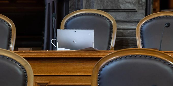 Bern - Stichwahl soll über Berner Ständeratssitze entscheiden