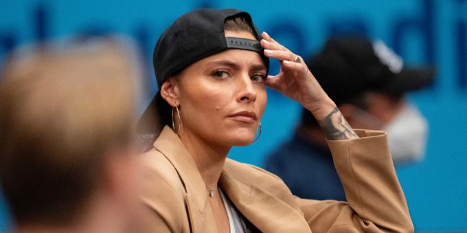 Sophia Thomalla ist unzufrieden mit dem Umgang mit Rammstein und die deutsche Politik. (Archivbild) Sophia Thomalla Rammstein Tennisplatz