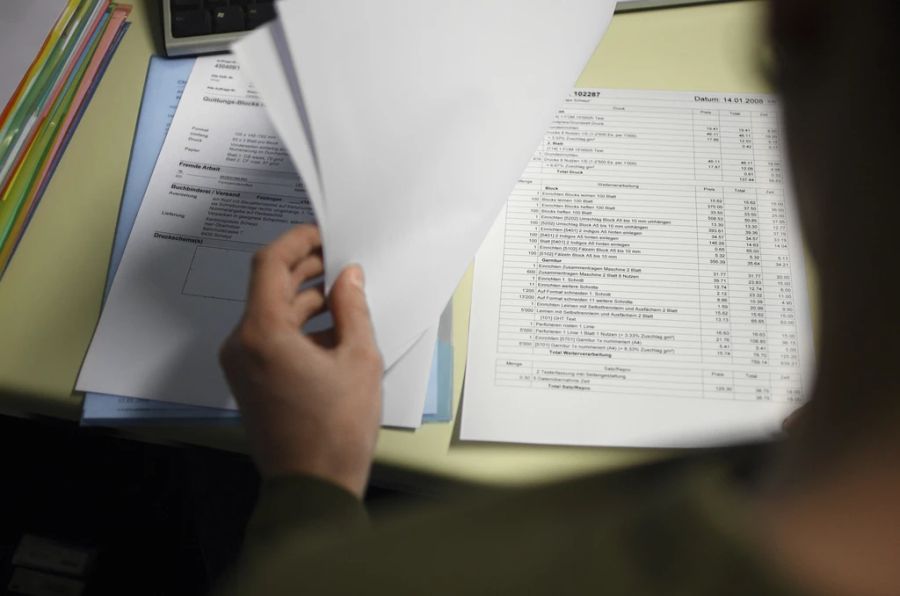 Was den Schritt zurück in die Freiheit erschwert: «Mich erwartet ein Schuldenberg – ich muss 50'000 Franken Gerichtskosten bezahlen», so Furrer. (Symbolbild)