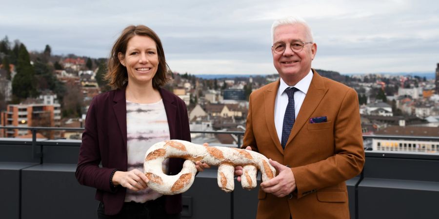 Schlüsselübergabe
