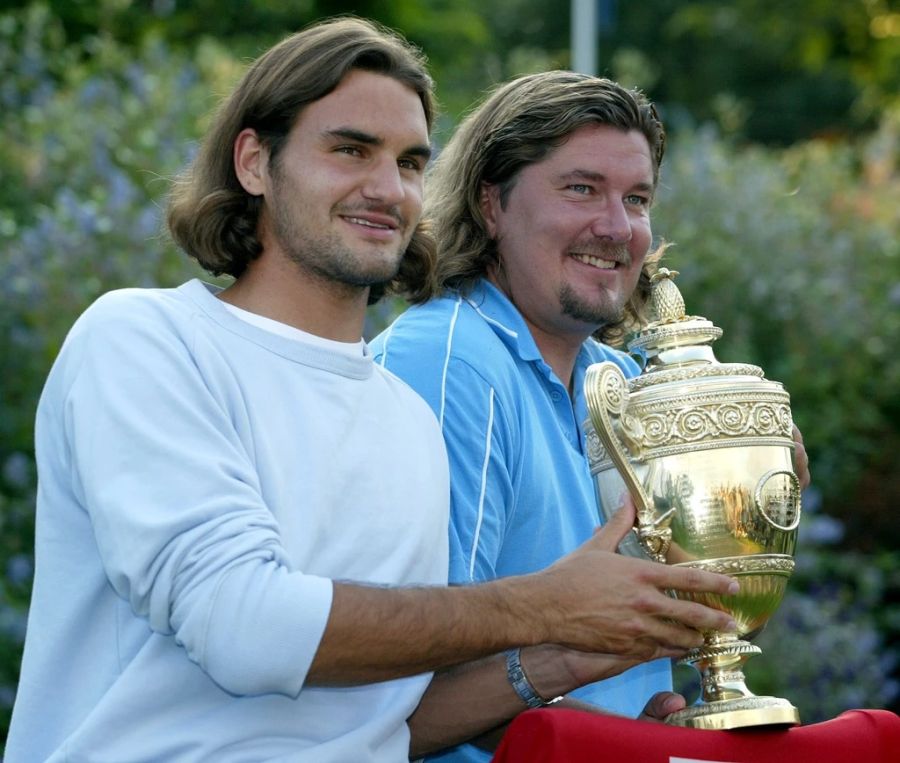 Unter ihm gewann der Schweizer 2003 seinen ersten Grand-Slam-Titel in Wimbledon.