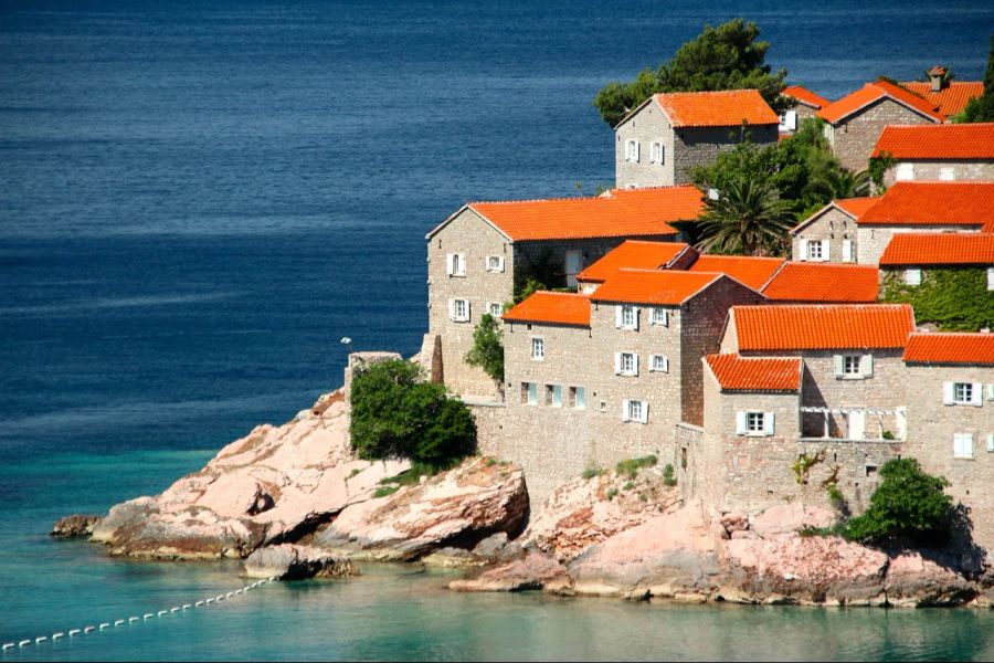 In Montenegro ist das Surfen ohne gültiges Datenpaket besonders teuer. Achtung: Das Land gehört nicht zu Europa-Datenpaketen.
