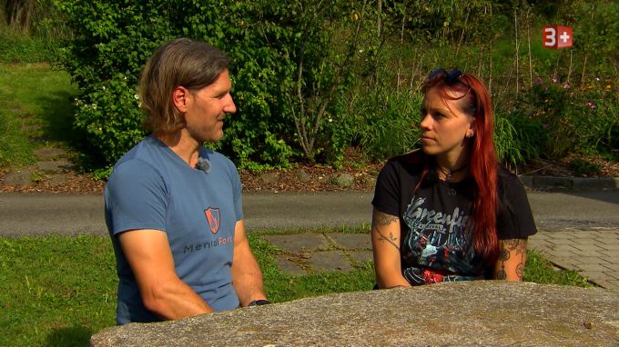 Erfolgreiche «Bauer, ledig, sucht»-Hofwoche: Tom hat sich in Manuela verguckt. bauer ledig sucht