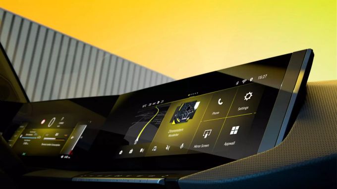 Das Pure Panel wurde im Vergleich zum Mokka noch einmal deutlich überarbeitet 2021 Opel Astra