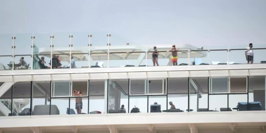 Die «Mein Schiff 2» im Hafen von Málaga