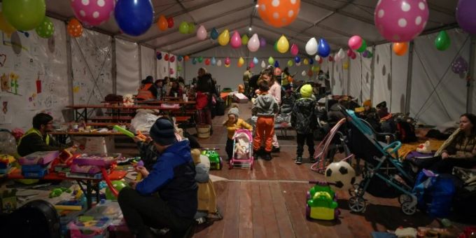 Zelt für Flüchtlinge im polnischen Medyka Zelt für Flüchtlinge im polnischen Medyka