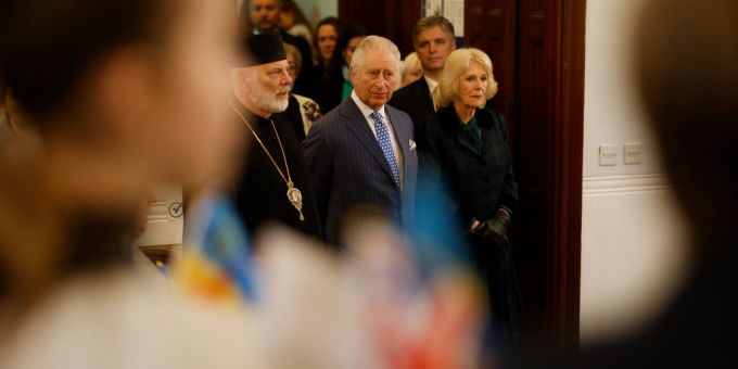 Ukraine-Konflikt - Hier ist Herzogin Camilla den Tränen nahe!