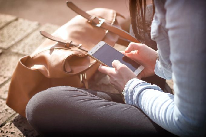 Opfer von häuslicher Gewalt können eine Hotline anrufen, um Hilfe zu erhalten (Symbolbild) häusliche Gewalt