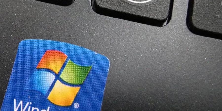 Mit dem Ignorieren des Support-Endes für Windows 7 und andere veraltete Windows-Versionen gehen User ein höheres Risiko ein, weil dies Cyberangriffe erleichtert. Foto: Mauritz Antin/epa/dpa