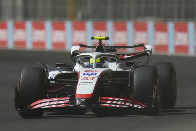 Mick Schumacher wird nach dem Crashdas Rennen in Dschidda (Saudi-Arabien) verpassen. Mick Schumacher crash