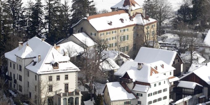 Das Schloss Schauenstein in Fürstenau GR. schloss schauenstein
