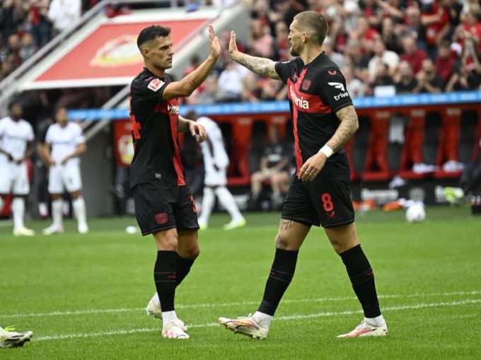 Granit Xhaka spielt seit wenigen Wochen bei Bayer Leverkusen. Granit Xhaka