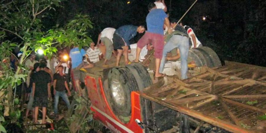Mindestens 34 Menschen starben im Jahr 2012 in diesem vietnamesischen Reisebus. Foto: Stringer/Vietnam News Agency
