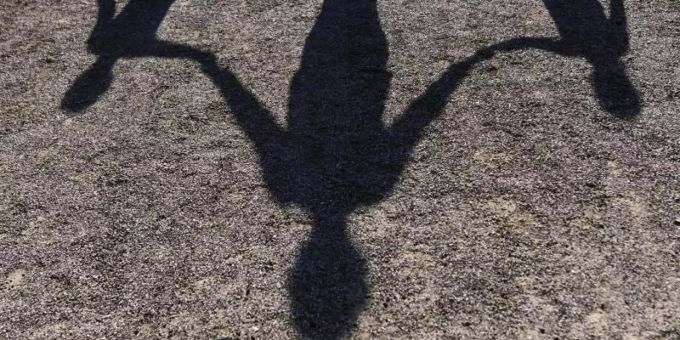 Der Staat schafft es zunehmend nicht, den Unterhaltsvorschuss für Alleinerziehende einzutreiben. Foto: Peter Kneffel Der Staat schafft es zunehmend nicht, den Unterhaltsvorschuss für Alleinerziehende einzutreiben. Foto: Peter Kneffel