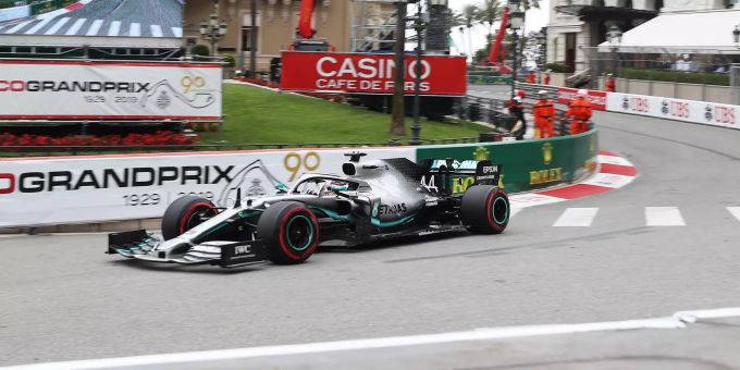 Lewis Hamilton markierte in Monaco die erste Bestzeit. Lewis Hamilton Mercedes Monaco