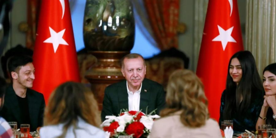 Mesut Özil mit dem türkischen Präsidenten Erdogan