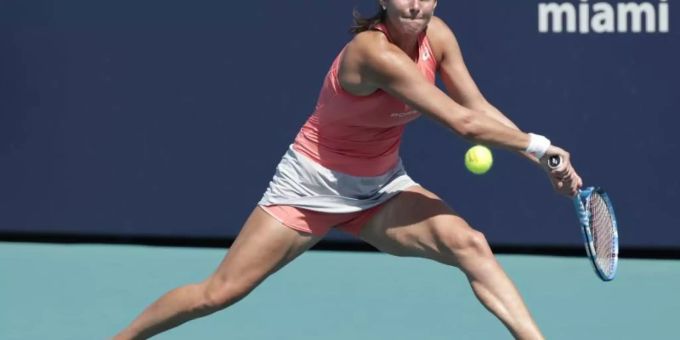 Julia Görges kam gegen Caroline Garcia schlecht ins Spiel. Foto: Lynne Sladky/AP Julia Görges kam gegen Caroline Garcia schlecht ins Spiel. Foto: Lynne Sladky/AP