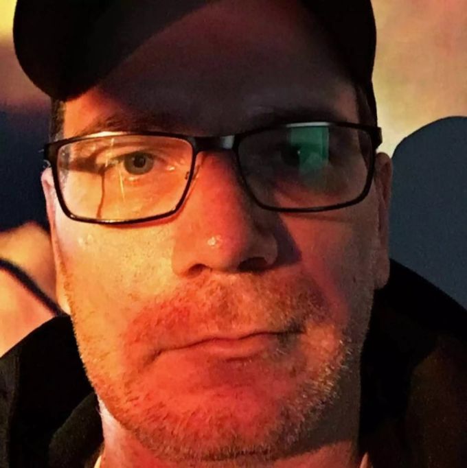 René Walter von Nerdcore kennt sich in der Chan-Kultur aus. René Walter 8chan Facebook