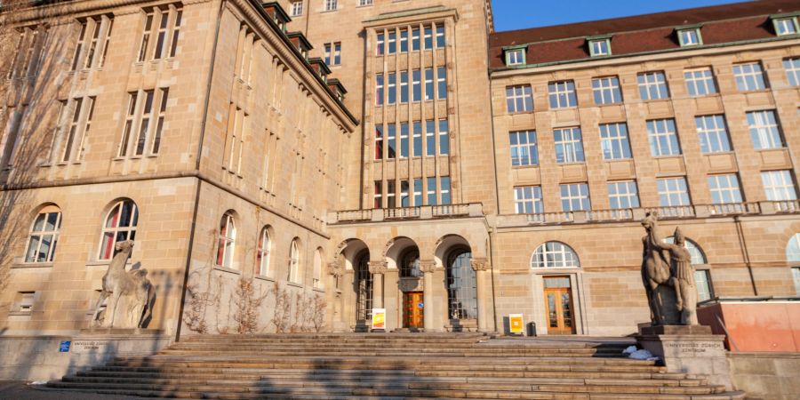 Die Eidgenössische Technische Hochschule Zürich, kurz ETH.