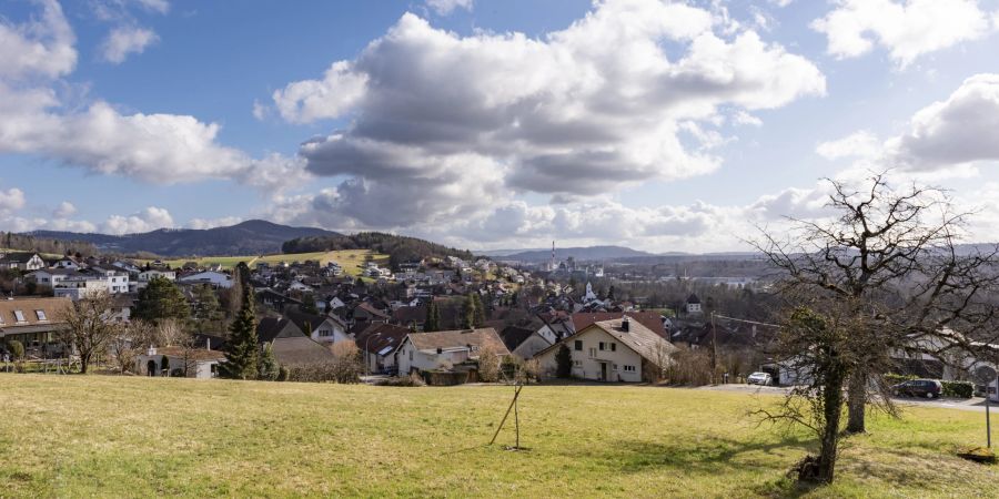 Die Fläche des Gemeindegebiets Auenstein beträgt 568 Hektaren.