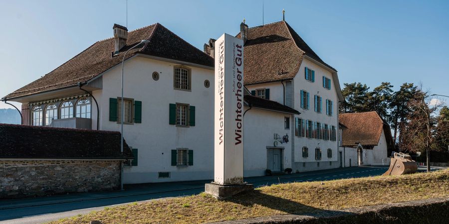 Das Wichterheergut (Mandach-Gut) in Oberhofen ist ein ehemaliges Reb- und Herbsthaus direkt am Thunersee.