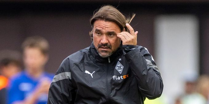 Gladbach-Coach Daniel Farke lobt seinen Goalie Yann Sommer in den höchsten Tönen. Yann Sommer Daniel Farke