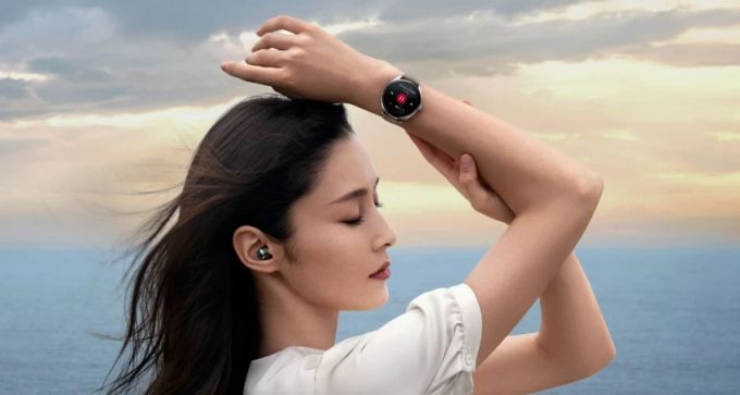 Die Buds selbst verschwinden nahezu im Ohr. Huawei Watch Buds