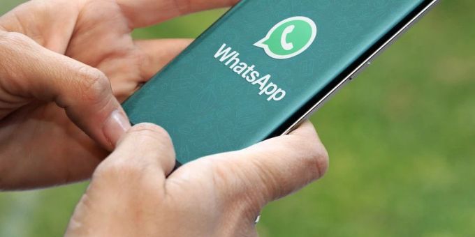 London - Überwachung befürchtet: Whatsapp, Signal und Threema schlagen Alarm