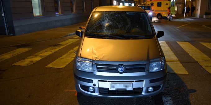Thusis: Fussgänger von Auto angefahren Thusis: Fussgänger von Auto angefahren