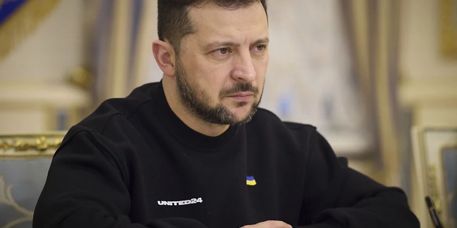 HANDOUT - Präsident Wolodymyr Selenskyj hat zuletzt immer wieder Tempo für Beitrittsverhandlungen mit der EU gemacht. Foto: -/Ukrainian Presidential Office/Planet Pix via ZUMA Press Wire/dpa - ACHTUNG: Nur zur redaktionellen Verwendung und nur mit vollständiger Nennung des vorstehenden Credits