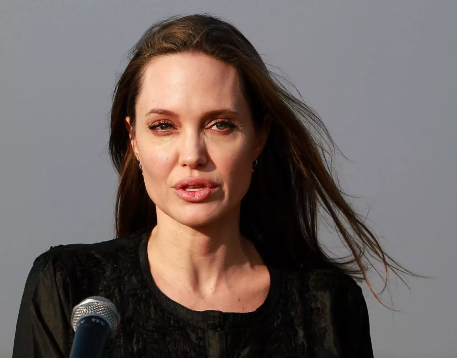 Angelina Jolie