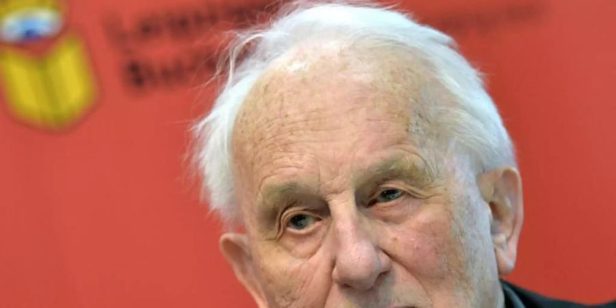 Der deutsche Dramatiker Rolf Hochhuth ist tot. Foto: Hendrik Schmidt/dpa-Zentralbild/dpa