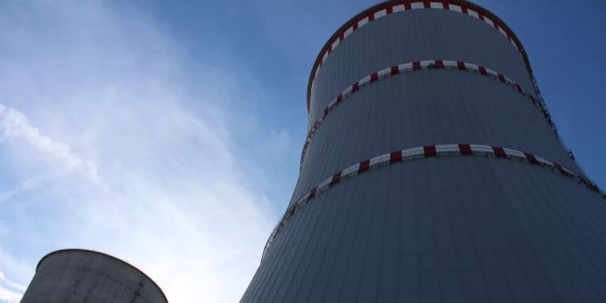 In Belarus - Umstrittenes AKW bekommt Kernbrennstoff