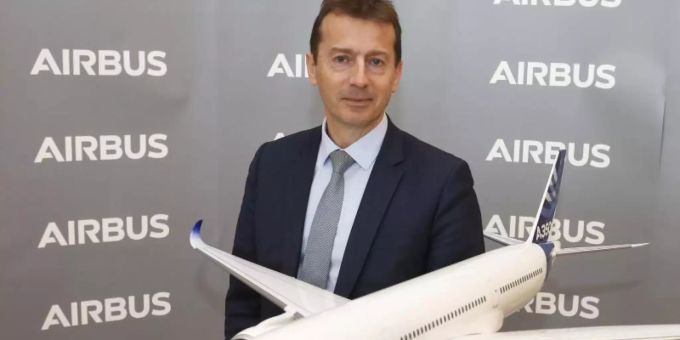 Guillaume Faury, Airbus-Chef, nimmt an der Jahrespressekonferenz der Airbus Group teil. Foto: Frederic Scheiber/AP/dpa Guillaume Faury, Airbus-Chef, nimmt an der Jahrespressekonferenz der Airbus Group teil. Foto: Frederic Scheiber/AP/dpa