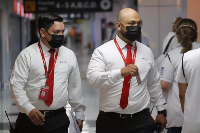 Angstellte der lateinamerikanischen Fluggesellschaft Avianca. Avianca