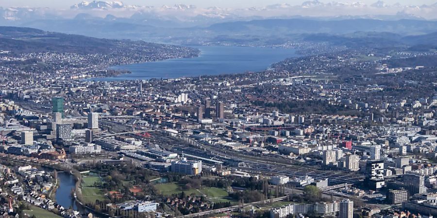 Die Agglomeration Zürich beherbergt einen Sechstel der Schweizer Arbeitsstätten.