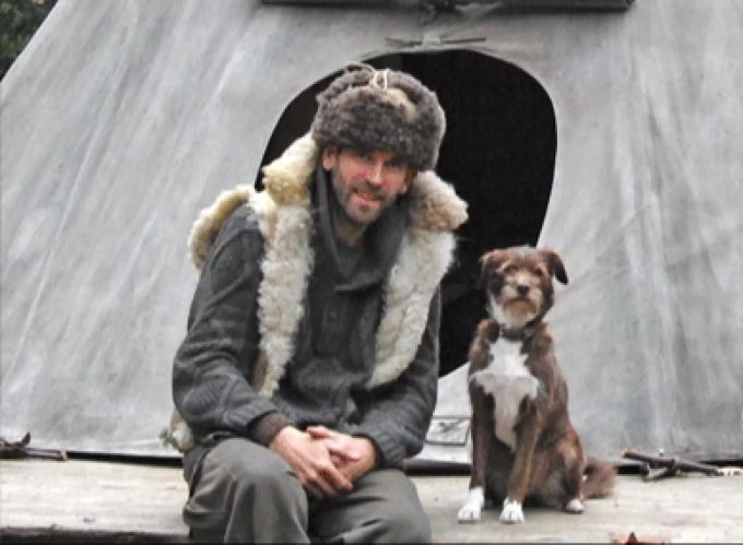 Marc Freukes lebt seit 2014 im Odenwald im deutschen Bundesland Hessen. Marc Freukes