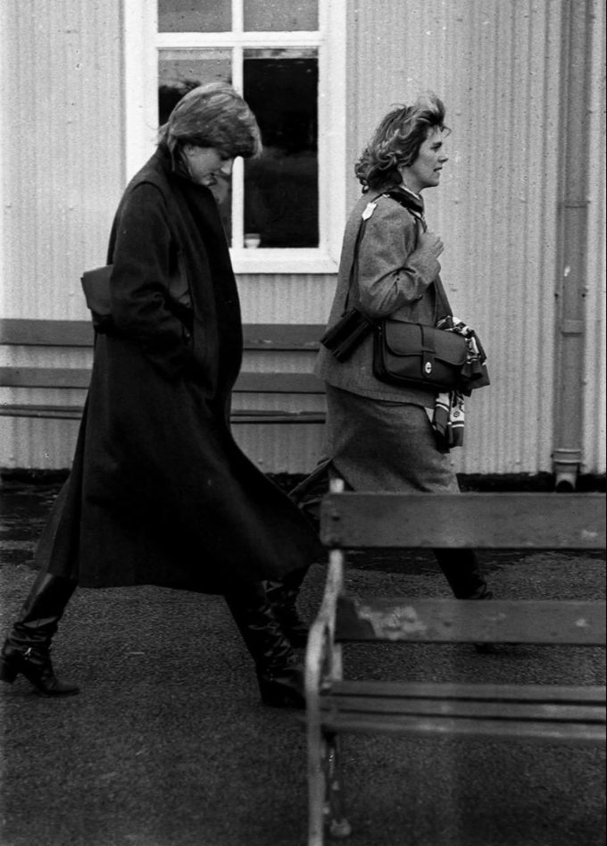 Diana, Princess of Wales und Herzogin Camilla. charles bodyguard
