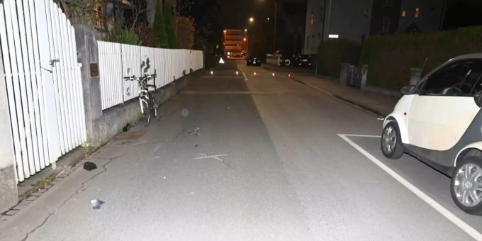 Unfall zwischen Velo und Auto in Buchs.