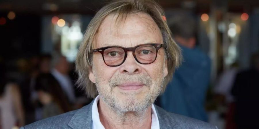 Volker Lechtenbrink 2016 in Hamburg. Der Schauspieler, Sänger und Regisseur starb im Alter von 77 Jahren. Foto: picture alliance / dpa
