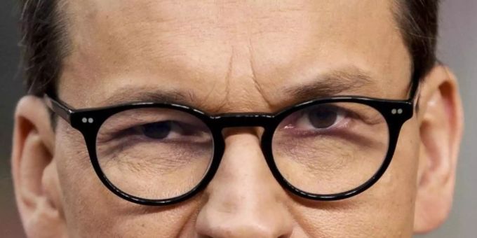 Schliesst nicht aus, wichtige EU-Vorhaben wie das Klima-Paket zu blockieren: Mateusz Morawiecki. Foto: Olivier Hoslet/EPA/AP/dpa Schliesst nicht aus, wichtige EU-Vorhaben wie das Klima-Paket zu blockieren: Mateusz Morawiecki. Foto: Olivier Hoslet/EPA/AP/dpa