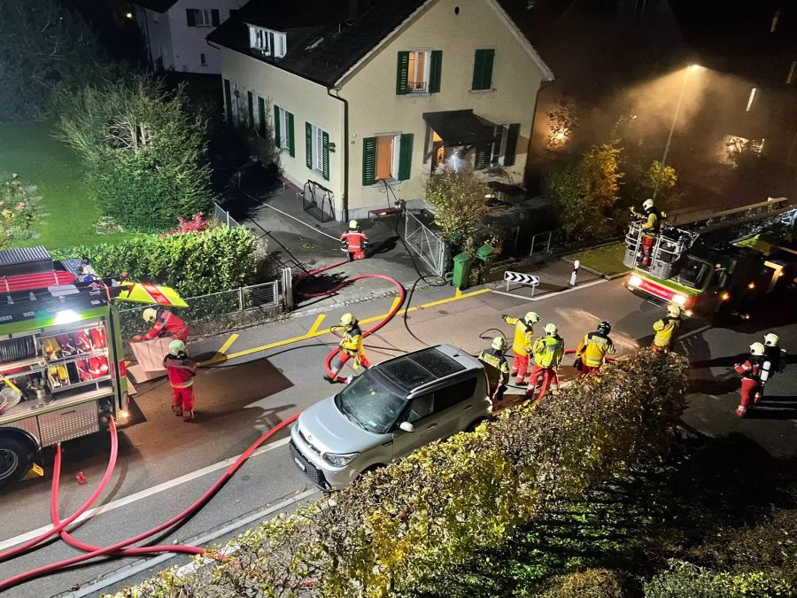 Die Feuerwehr im Einsatz.